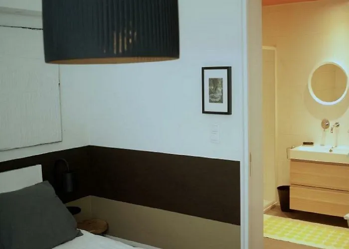 Lägenhet Au26 Cote Jardin-cote Cour *